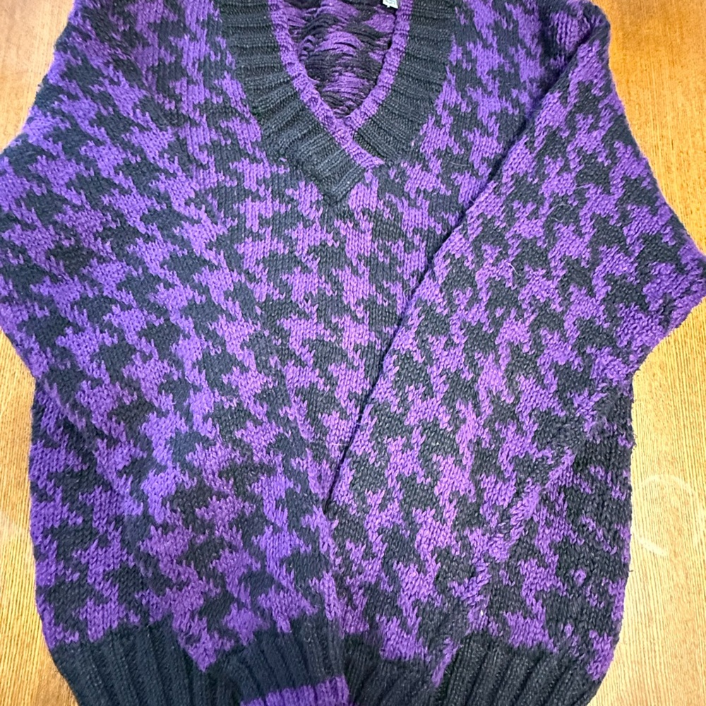 Vintage Elegant Purple and Black Women's Sweater